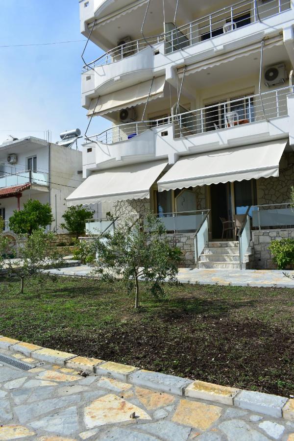 Antonis Hotel Himare Fshat