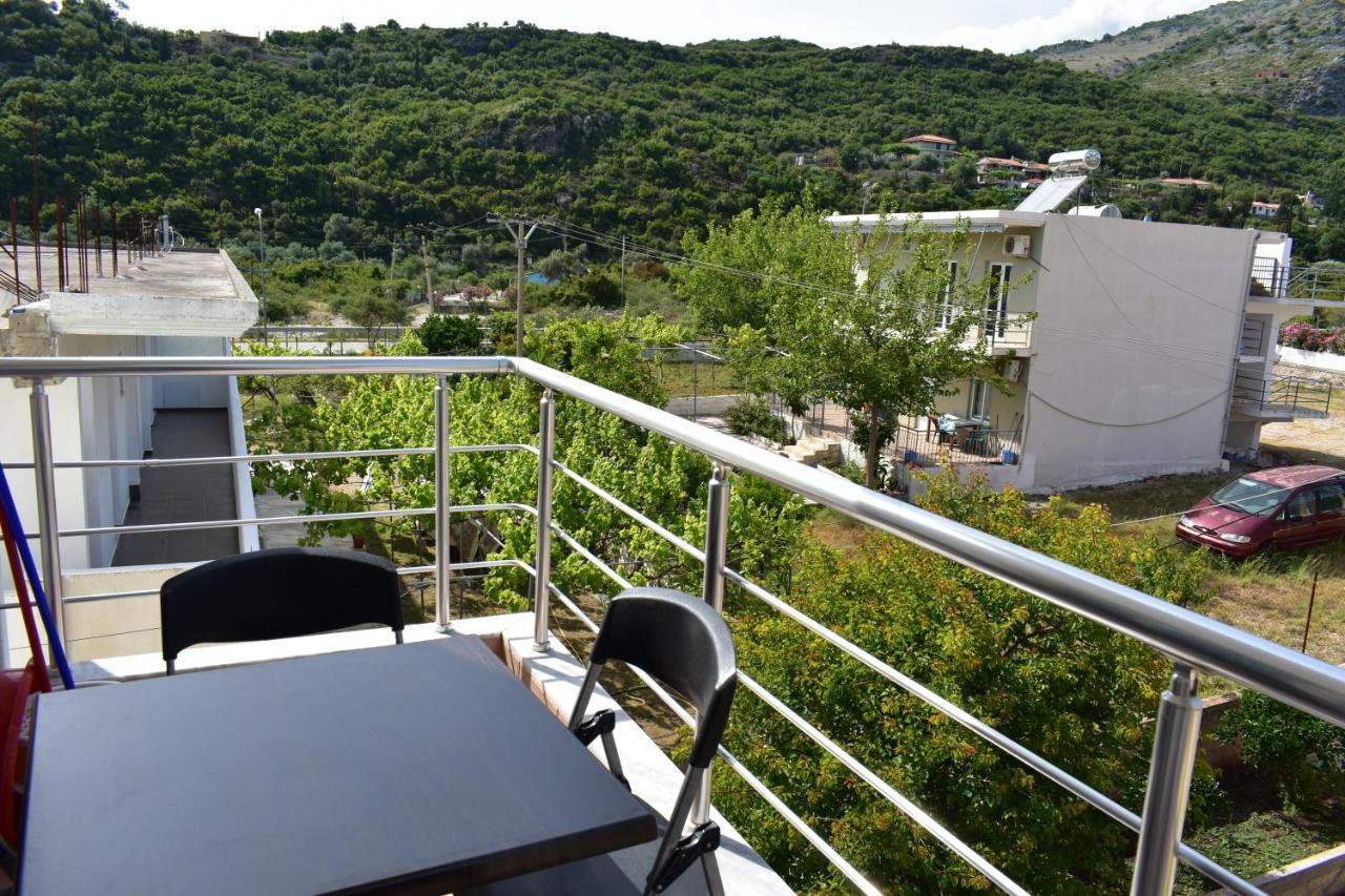 Hotel Antonis Himare Fshat