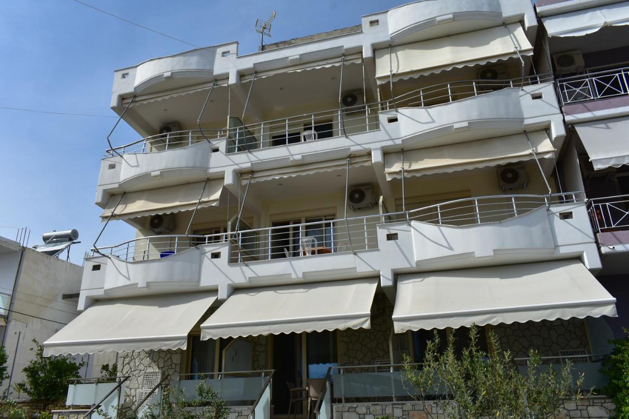 Hotel Antonis Himare Fshat